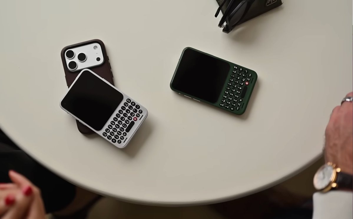 daily_gadget_jp's tweet image. 物理キー搭載スマホ『Clicks Communicator』発売計画が正式に発表。499ドルで快適な文字入力を実現する特化型スマホ
daily-gadget.net/smartphone_tab…
#デイリーガジェット #Clicks
