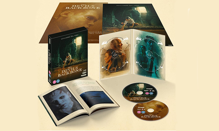 SciFiNow's tweet image. Guillermo del Toro’s gothic masterpiece has had a brand-new restoration in a new Collector’s Edition box-set and we have TWO to give away!

#Win #Competition 
scifinow.co.uk/competitions/w…