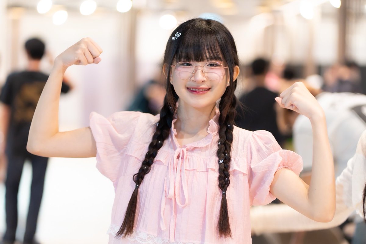 A 🙂 พี่เอตัวปลอม🩷🩵❤️ tweet media