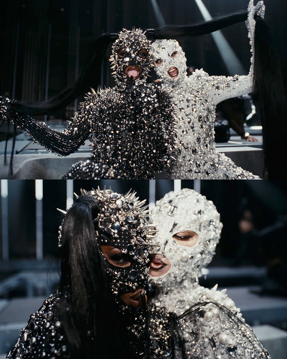 Gaga Notify tweet media