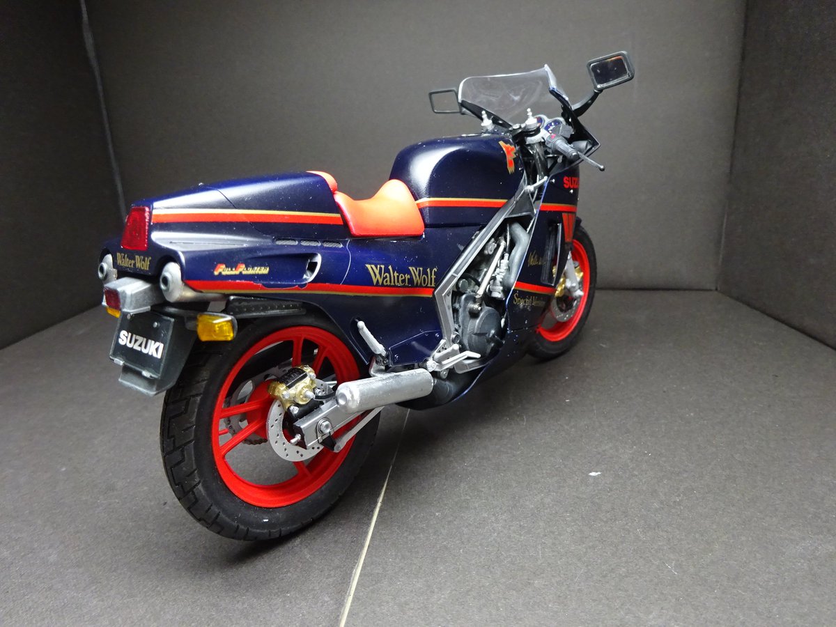 9fUM8tZL9WczczB's tweet photo. #plasticmodel #scalemodel #motorcycle #プラモデル #プラモ #バイク #ハセガワ #Hasegawa #112scale #SUZUKI #スズキ #RG400Γ #LateVersion #WalterWolf #ウォルターウルフ #STUDIO27 #社外デカール #バイクプラモ盛上げ隊 #バイクプラモ盛り上げ隊 https://t.co/dI2nPwLi0q