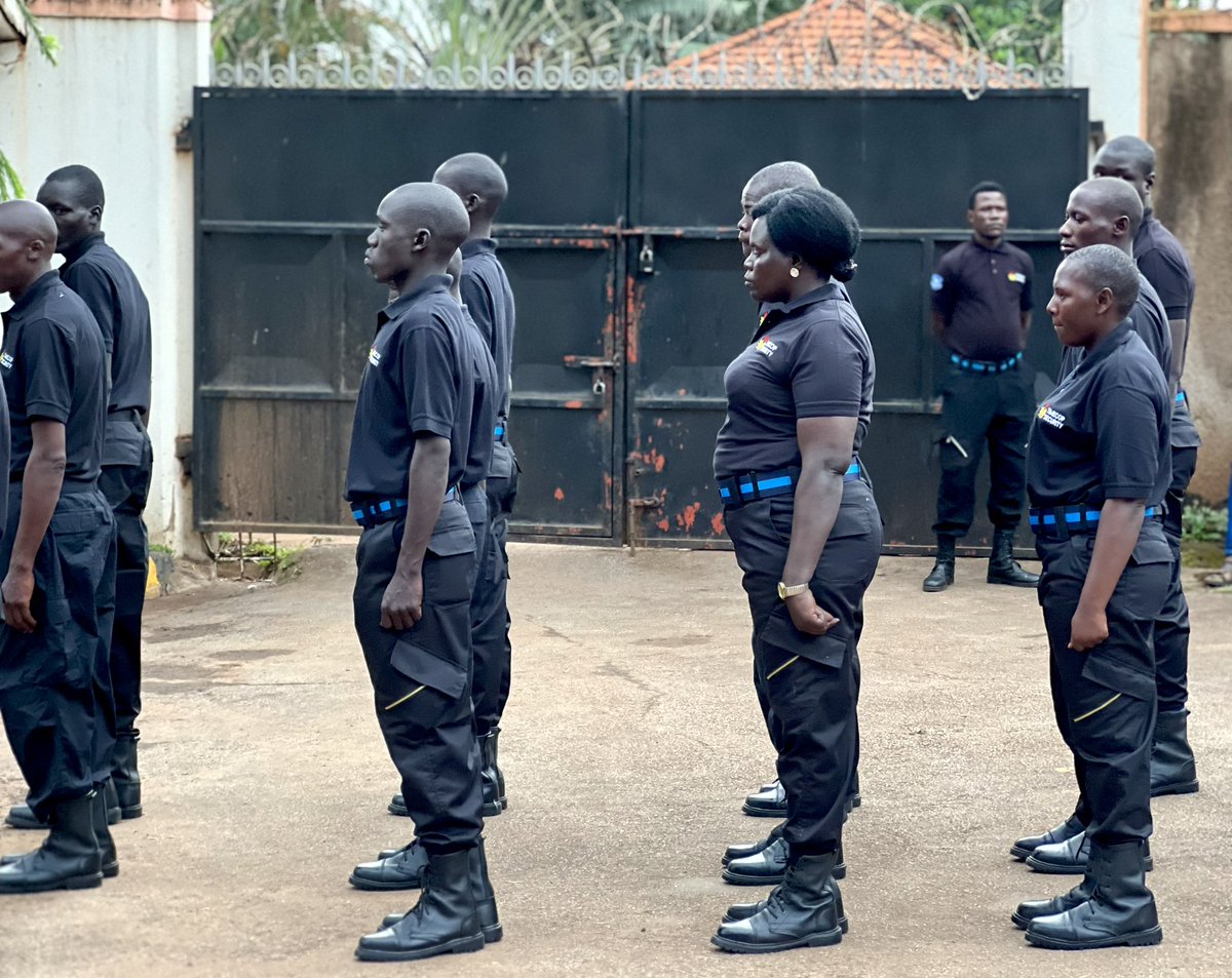 SecurityTimecop's tweet photo. As you steadily settle into the week, remember your safety comes first. 

Trust Timecop for reliable and professional security solutions you can count on every day because your safety is our biggest priority.

#TimecopSecurity #Safety #Security https://t.co/D6xrQOmevG