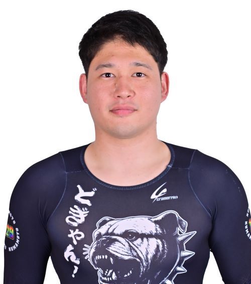keirin_jpcu's tweet photo. 🚴‍♂️【新人選手プロフィール紹介】🚴‍♀️

✨【第31弾】✨

飯田　怜治（イイダ　レイジ）選手（熊本・129期）

🚴‍♂️【選手プロフィール】🚴‍♀️
【https://t.co/yLSiS1wS3P】

🚴‍♂️【デビュー戦】🚴‍♀️
5/8～5/10　松山ＦⅡ

 #競輪 #飯田怜治 https://t.co/gaN5tQ2JFZ