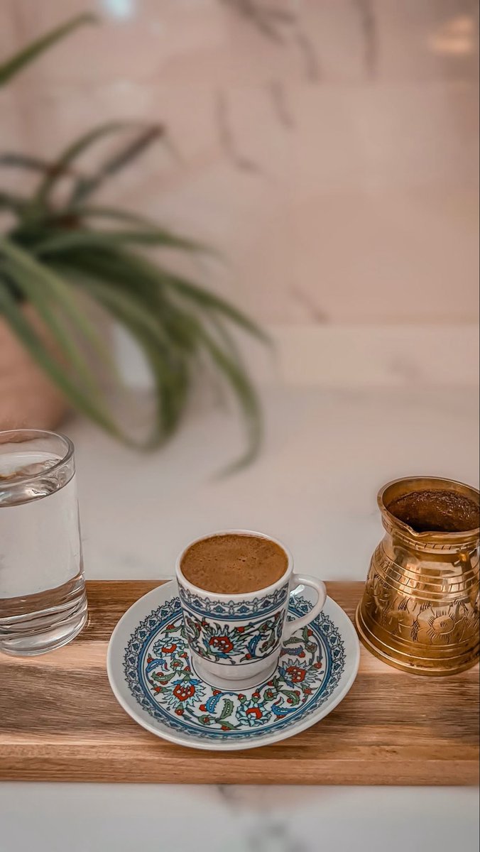 αяωα🇸🇦 tweet media