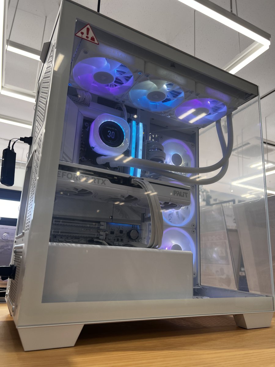 （取引中）自作パソコン　7950X＆RX5070Ti RTX5070Tiの自作PC！コスパ重視や白統一ビルドを紹介 – クロックアップコア