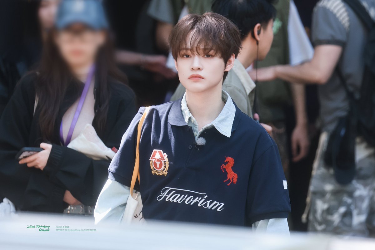 𝐒𝐭𝐫𝐚𝐰𝐛𝐞𝐫𝐫𝐲𝐂𝐡𝐞𝐞𝐬𝐞. tweet media