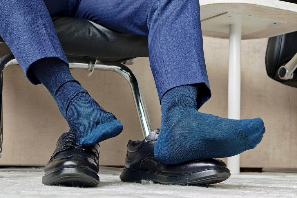 simon_socks tweet media