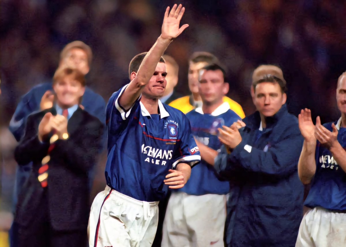 WATP72RFC's tweet image. 🗓️ #OnThisDay 1️⃣9️⃣9️⃣8️⃣ : It's the End of an Era as Ian Durrant is honoured with a Testimonial match as #Rangers draw 2-2 with Sheffield Wed, featuring Paulo DiCanio, at Ibrox[26k]. Ian Durrant was given a guard of honour and duly scored, alongside a trademark Jorg Albertz goal.