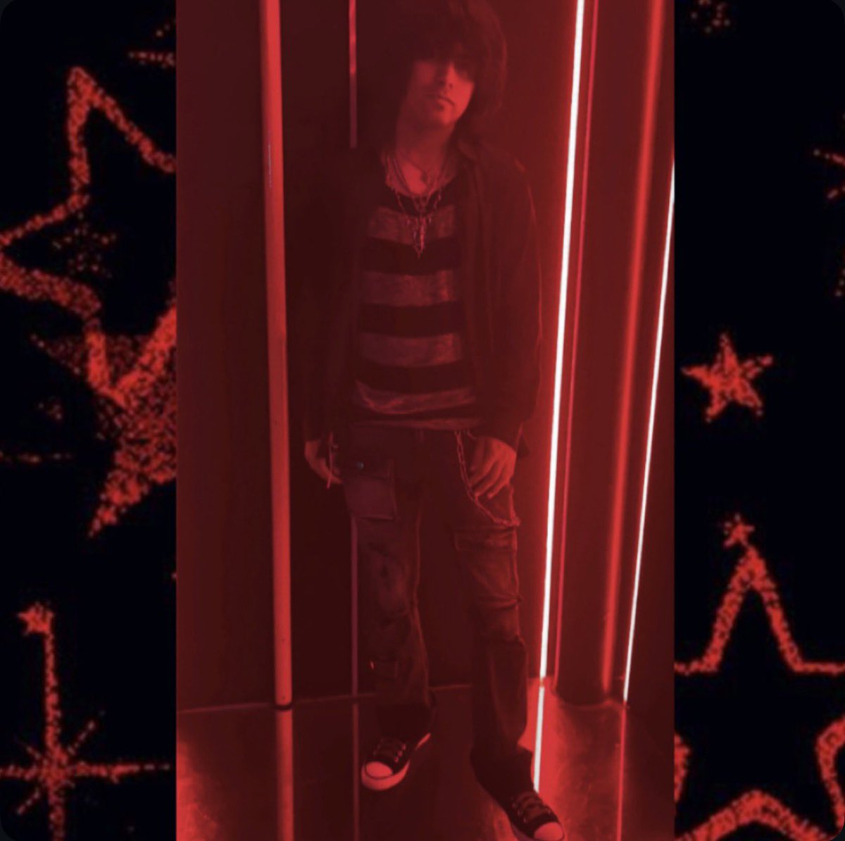 _k3nix_'s tweet photo. Honestly love that last photo XP
.
.
.
#sceneboy #emo #alt #fyp #emofashion #alternative #scenefashion https://t.co/eHrcfxP5Jt