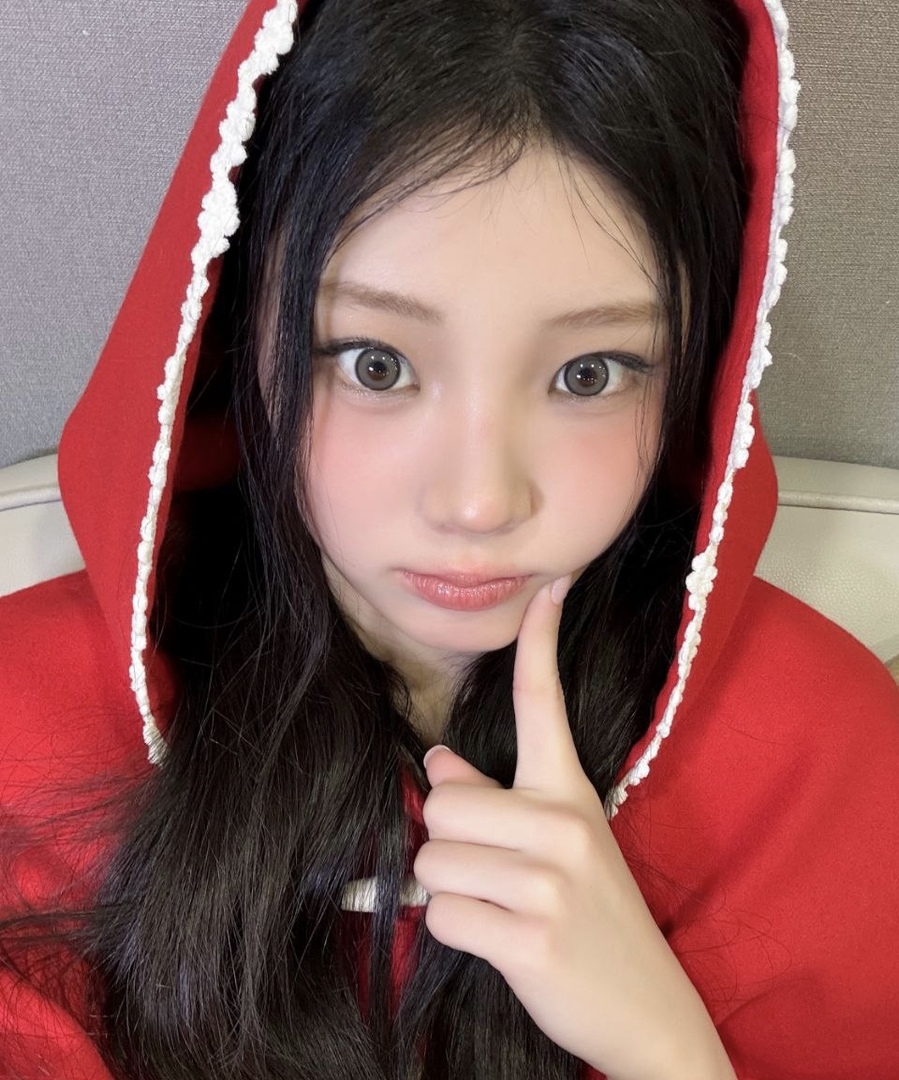 selfolssi ♤ tweet media