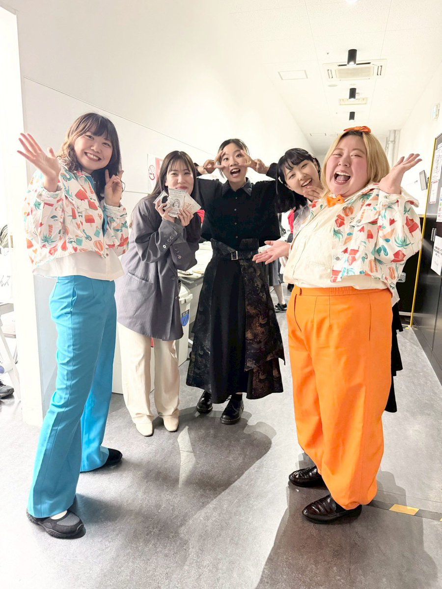 【公式】女芸人大祭り🍎 tweet media