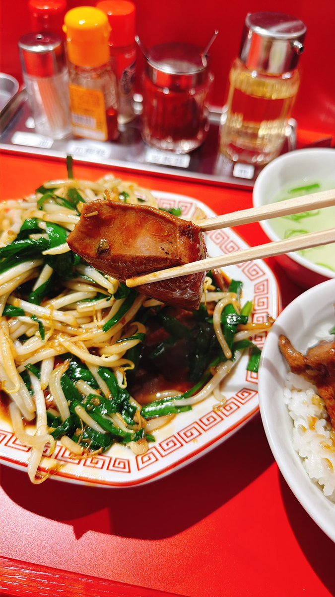 なごめり tweet media