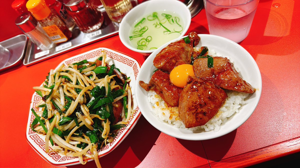 なごめり tweet media