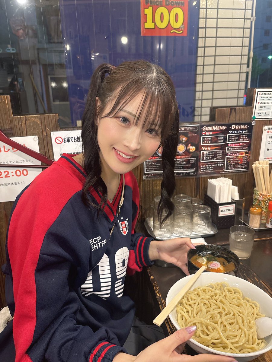 はにかみツインテール サラ (SPb) ※サイン入り仕様 ミントモール / MINT 池袋店 / 2025 BBM 女子プロレスカード 稲葉