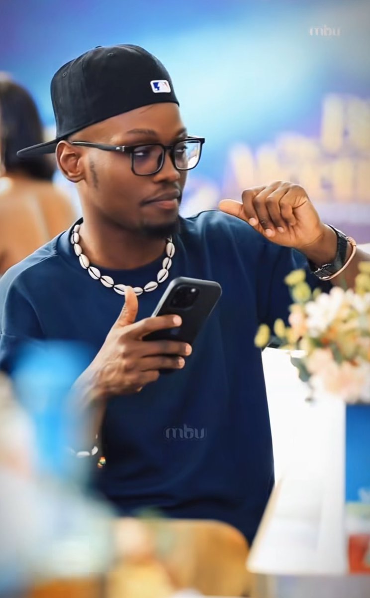 LoneChild 🦍 tweet media