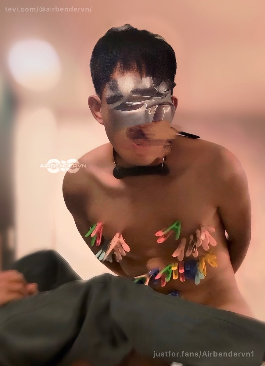 Airbendervn1's tweet photo. Nó đang sướng vì được Boss kẹp khắp ng á mấy ní😎😈😊
—
Tải app Tevi hay vào web Justforfans JFF để đk xem ful
Phí 10,68$ 
 =>https://t.co/WO1lalffAn
hoặc 
=>https://t.co/kcGiSG6RPb
@bdsmairbendervn #bdsmairbendervn #airbendervn1 #airbendervn #MTH  #justforfans #JFF #tevi https://t.co/mnvmZKOnQV