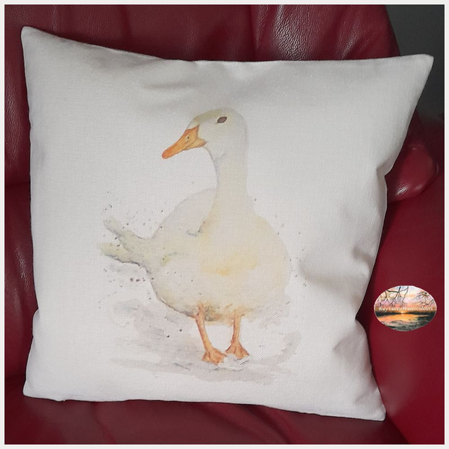 kblacey's tweet image. A treat for your home - this lovely Country linen cushion features my Puddleduck artwork 
art-by-lacey.sumupstore.com/product/countr…
#EarlyBiz #home #shopindie #MHHSBD
