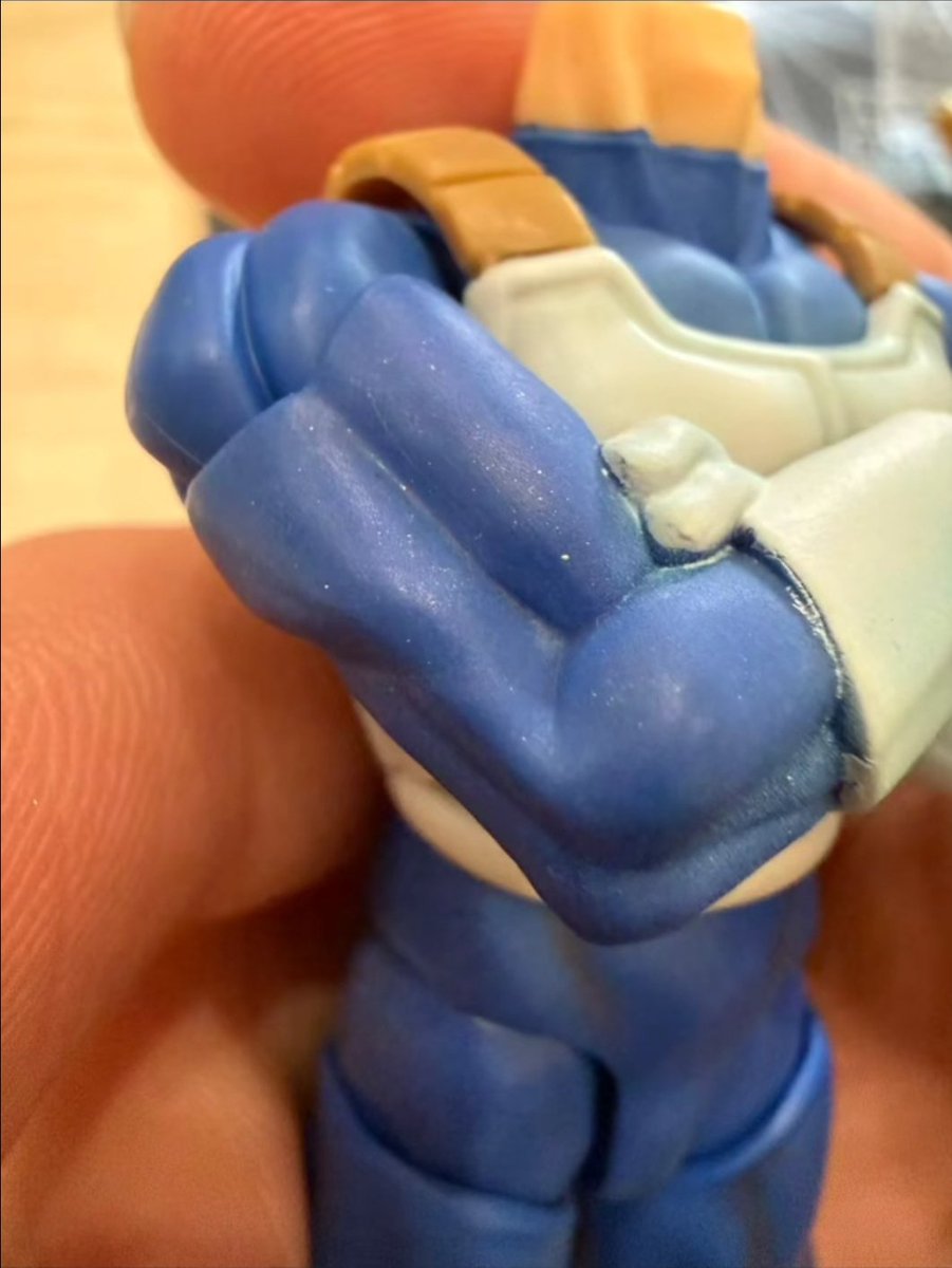 wwjw167312's tweet image. The Vegeta produced by Vietnamese subcontractors is really terrible. I hope Bandai won't let Vietnamese subcontractors produce Dragon Ball products anymore.#DragonBall #SonGoku #Vegeta #SHF