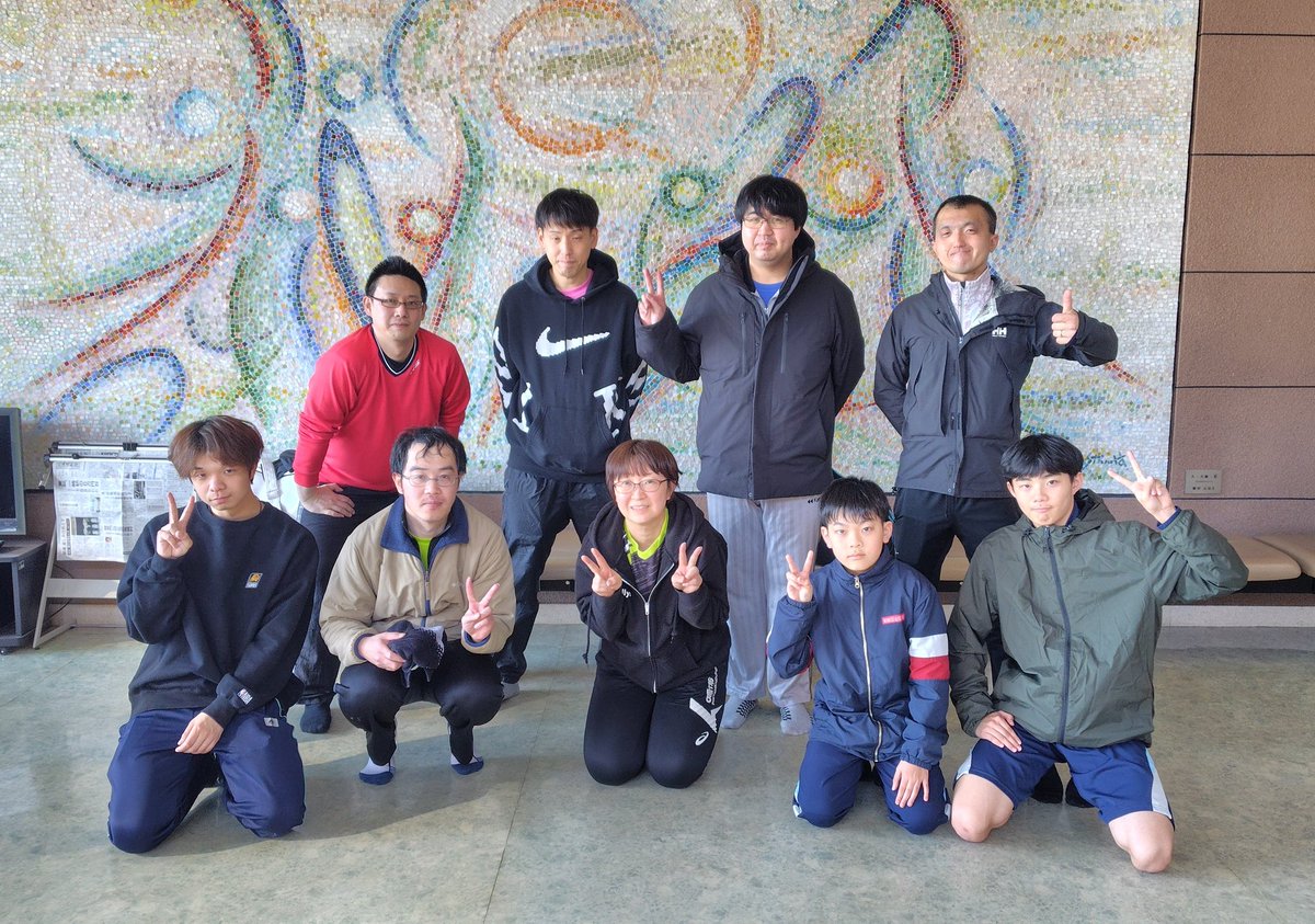SpinOff2022's tweet photo. 当クラブは４月25日㈯、妹背牛町総合体育館〜沼田町宿泊交流センターにおいて、令和８年度【クラブ春季合宿】を実施しました。
13名参加し、多球練習などで汗を流し、温泉→クラブ運営会議→宴など、旭川〜留萌〜札幌のクラブ３拠点を繋ぐ年３回の恒例イベントです。 https://t.co/0NuPkvixWv