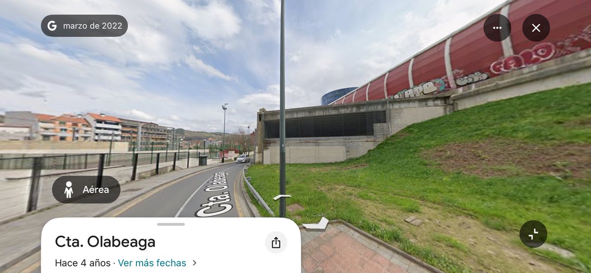 Gon_753's tweet photo. Como siempre en estos casos el PP no defrauda y eso que son expertos en fraude… Parece que no se han leído bien la documentación, la cota actual y futura se mantiene igual , lo único que se hace es desplazar la vía hacia el costado del barrio aprovechando el desnivel existente. https://t.co/rYrYaTpHLE