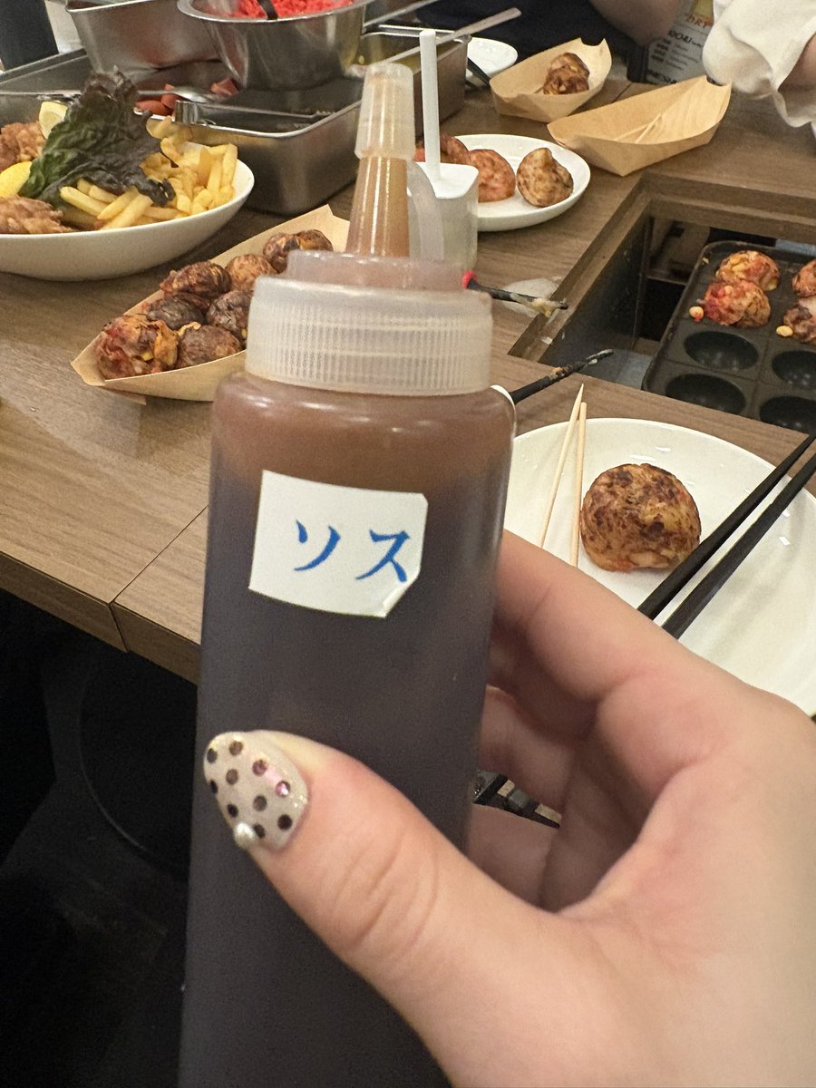 chi_r0l's tweet photo. 大阪出張の思い出 https://t.co/hwT8uAFudA