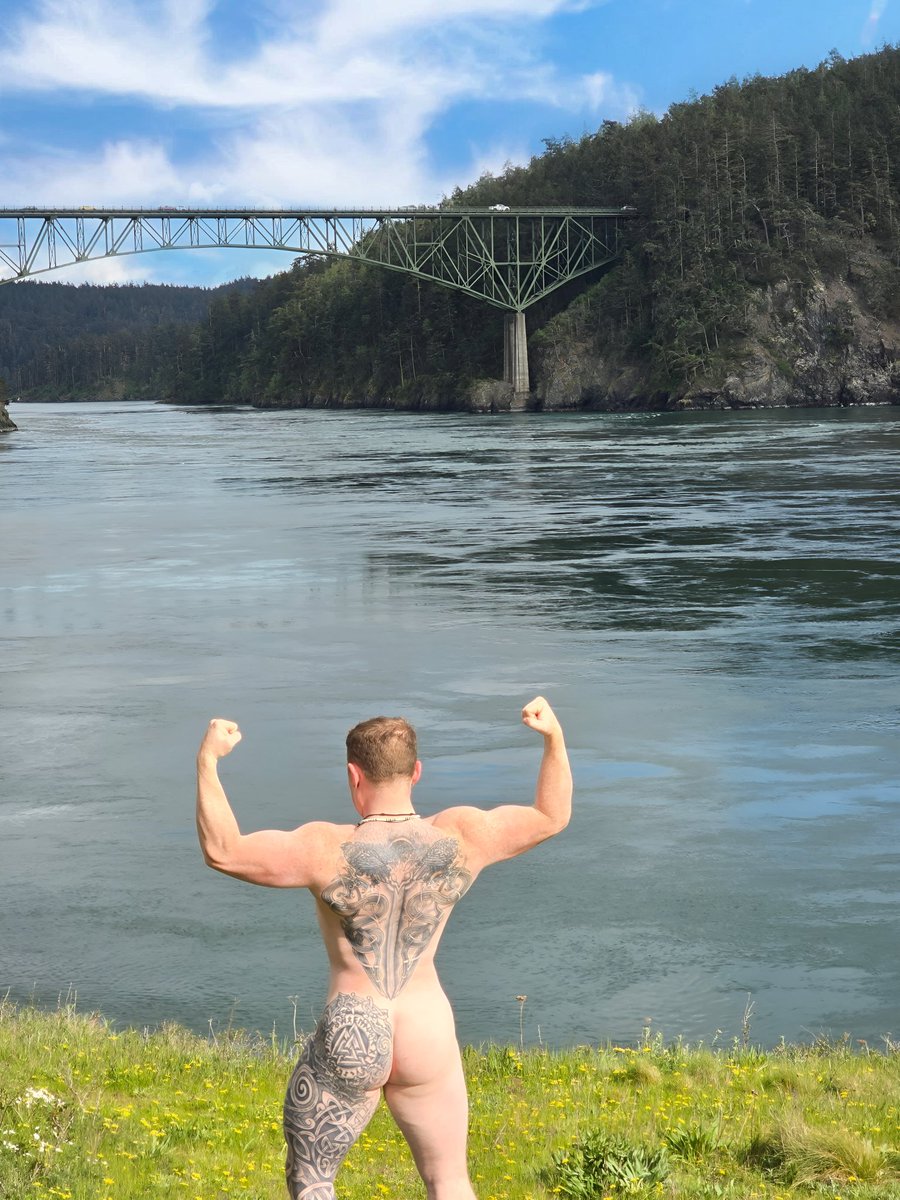 Ginger_inNature's tweet photo. Had some fun today! 
•
•
•
#sunsoutbunsout #gingerinnature #smallpenispride #tattoo #naturist #nudist https://t.co/P8zdnEVsQl
