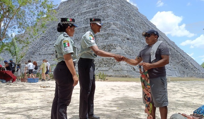 Leandro1868491's tweet image. 🪖🇲🇽 Reacción inmediata en Teotihuacán.
Coordinación y firmeza que marcan la diferencia.
#Teotihuacán #GuardiaNacional #México