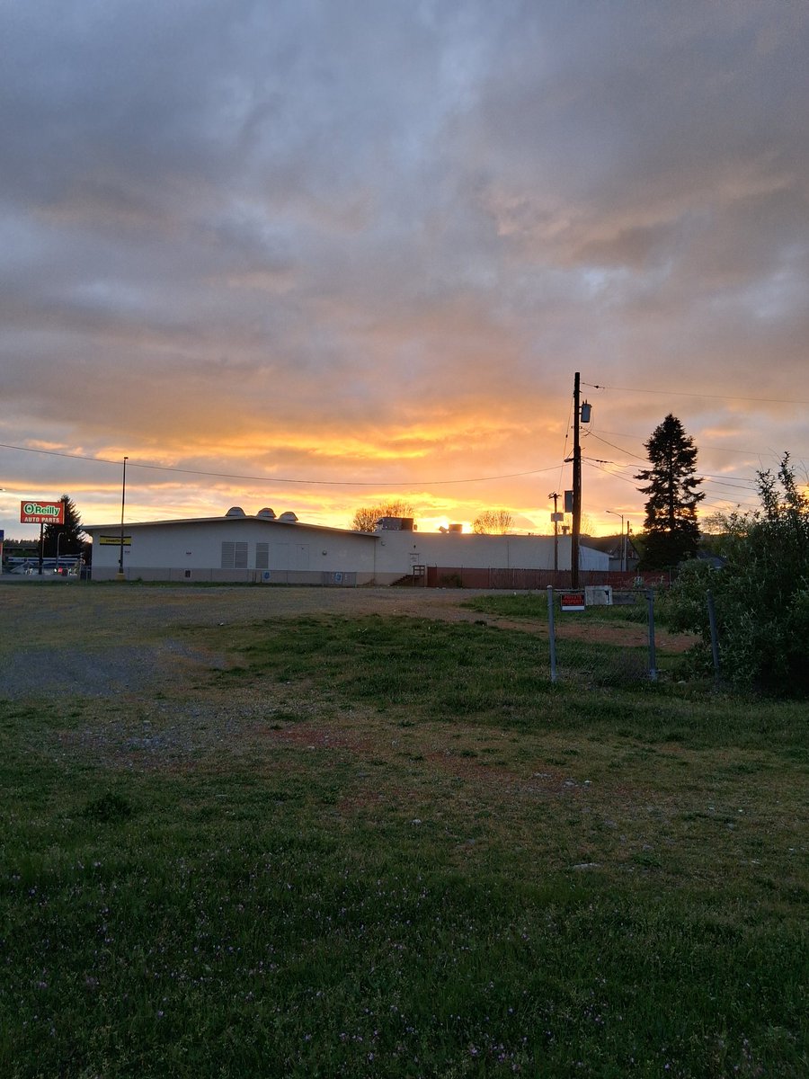 Rib_222's tweet image. My favorite time of the day #sunsets