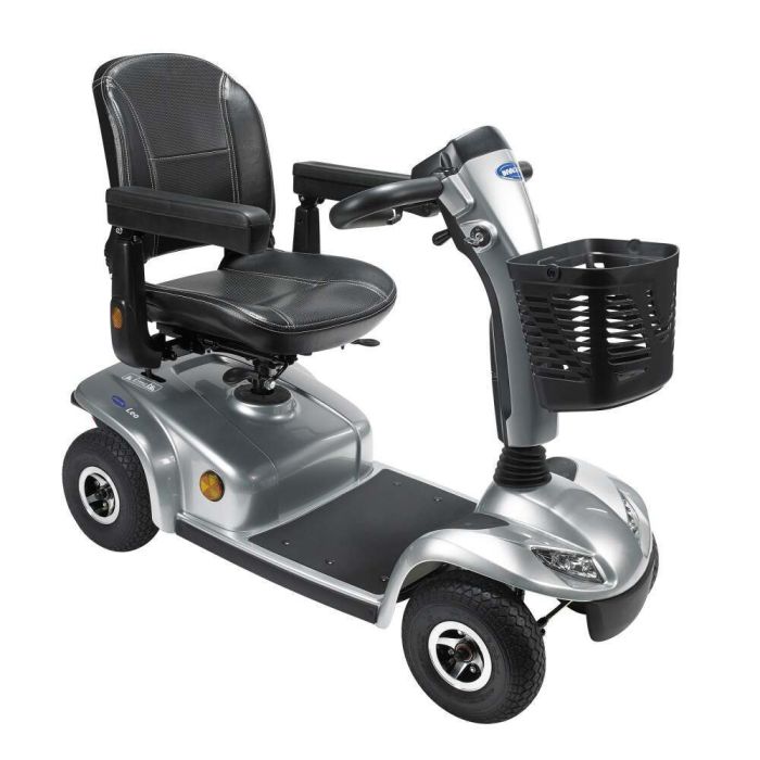 Mobility_Smart's tweet photo. Drive with confidence in the Invacare Leo! 🌟 This sleek 4-wheel scooter offers a smooth 22.5-mile range and a luxury swivel seat for easy transfers. With active brake lights and a compact design, it's the perfect blend of safety and style. 🔋🏁 #MobilityScooter #InvacareLeo https://t.co/SLD21Vr4Ka