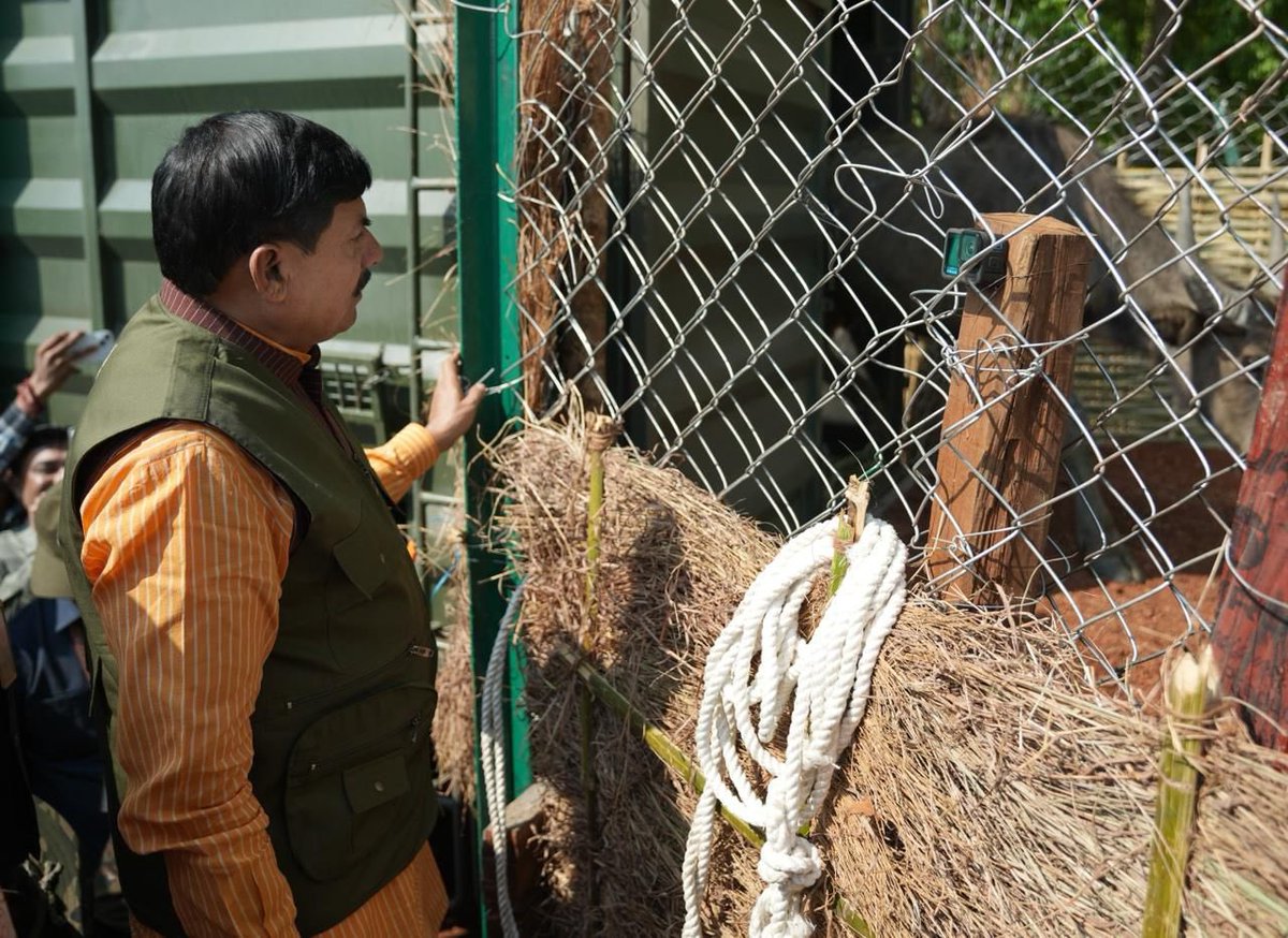 Chief Minister, MP tweet media