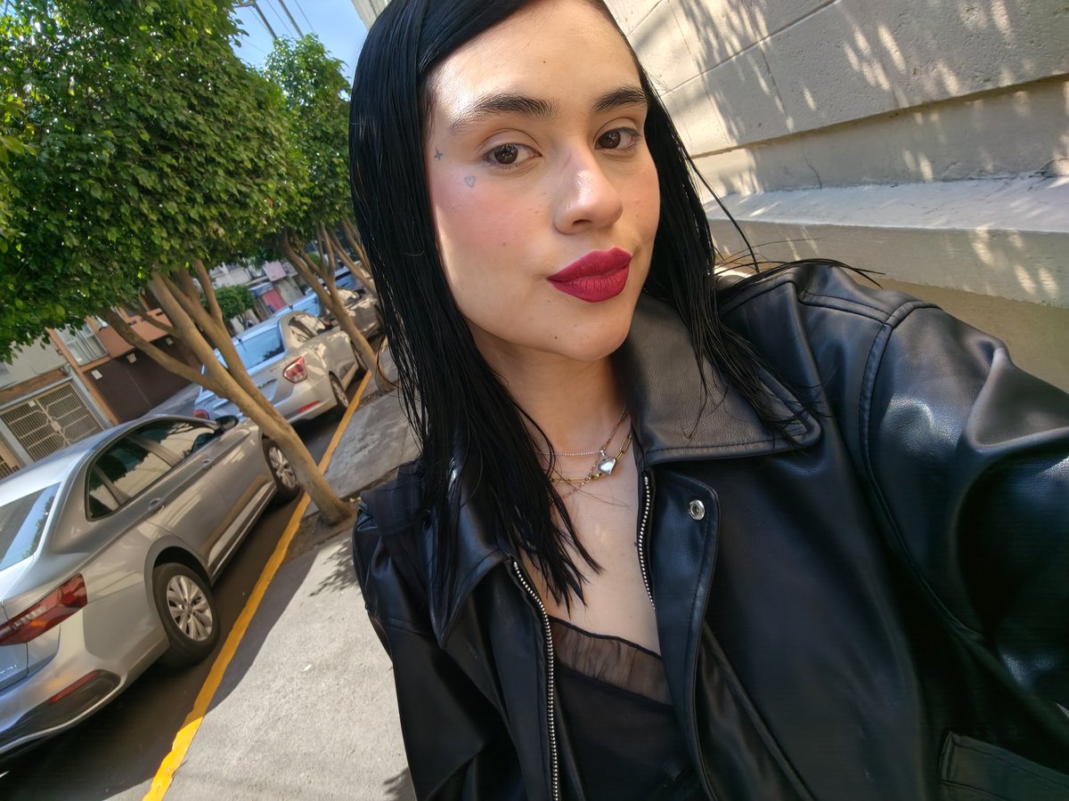 tarhguple's tweet photo. Ya tengo carita de señora guapa ✨ https://t.co/bdpFOwQGq1