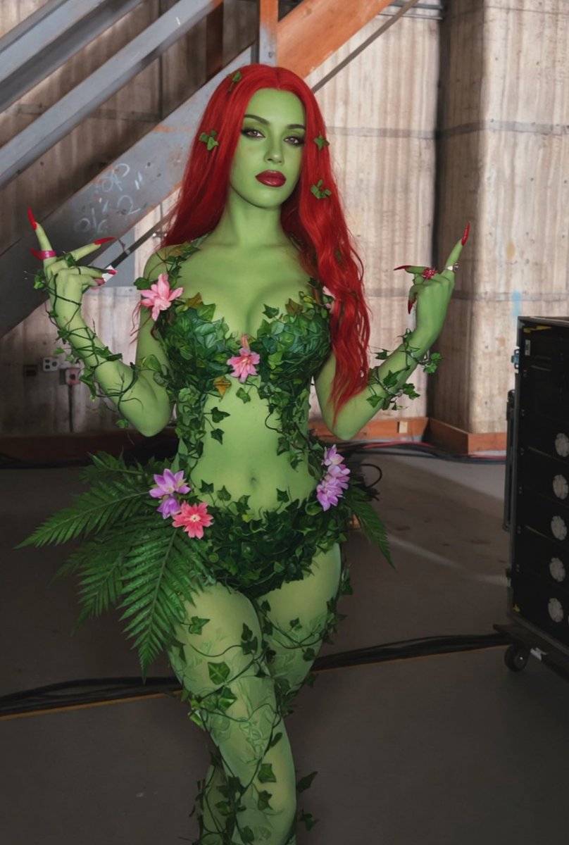 Sophie's lil Ivy BunBun tweet media