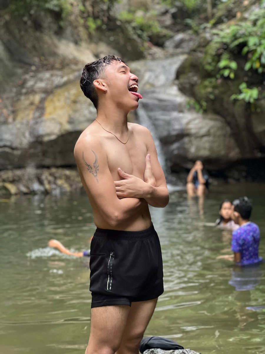 Sam Alvarez tweet media