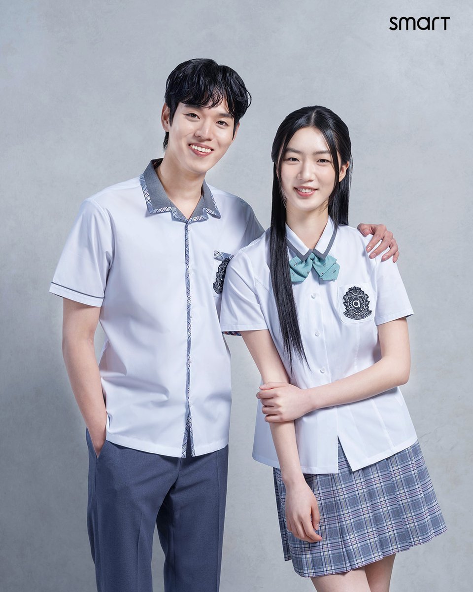 smart_zzang's tweet photo. #스마트 친구들 안녕하세요🙌

기본은 지키고,
스타일은 더하고 ✨

교복도 이제 하나의 패션
교복에 패션을 더하다 ++

단정함은 그대로,
스타일은 한층 더 업그레이드!

#교복에패션을더하다 #스마트학생복 #스마트교복 #스마트고
#중학생 #고등학생 #smart #동복정복 #하복정복 #체육복 #생활복 https://t.co/nojG7tbuTu