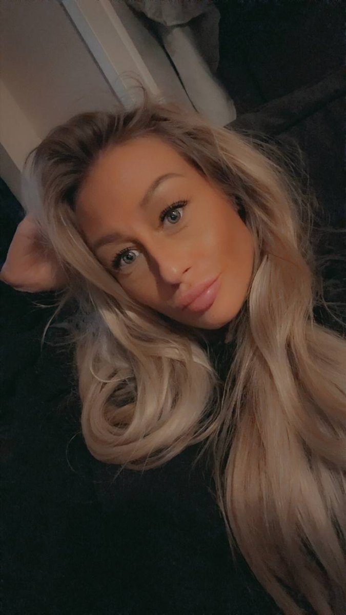 Princess Auria 👸🏼 FindomNL tweet media