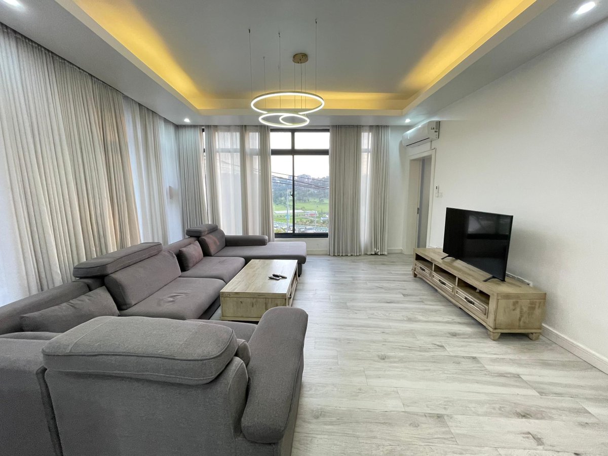 HouseInRwanda's tweet image. 🏠Kigali furnished Apartment for rent in Nyarutarama🆕 

💰Price: 2,200,000 RWF /month
🛏️Bedrooms:2
🛀Bathrooms:2
👍Furnished: Yes
🅿️Parking

For further details:👇houseinrwanda.com/property/rent/…

Contact name:👨‍💼Uzayisenga

#apartment #rent #kigali