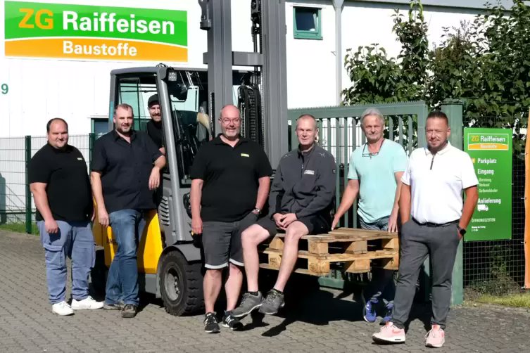 ContentSourceGL's tweet image. 🌾 Wir suchen eine Lagerfachkraft (m/w/d) in Achern!

Agrargüter annehmen, einlagern, kommissionieren – mit 30 Tagen Urlaub, top Vergütung &amp;amp; einem Team, das zusammenhält.

Unser WIR ist deine Wurzel zum Wachsen! 🌳

#Lagerjob #Achern #ZGRaiffeisen #Agrar

express.candarine.com/campaign/url/f…