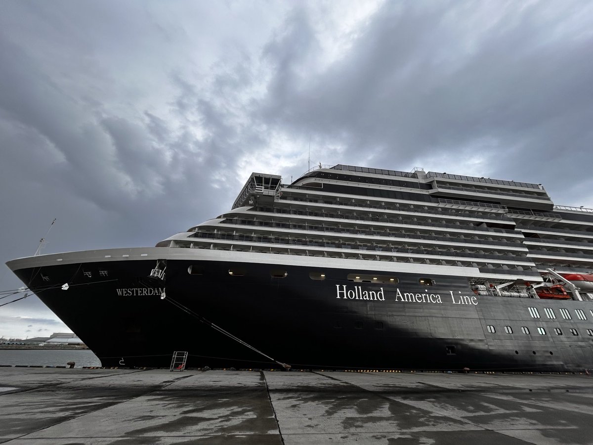 今週はクルーズ客船が3隻続け入港！

■WESTERDAM（ウエステルダム）
4月28日（火）　接岸8：00　出港17：00
■SEABOURN SOJOURN（シーボーン・ソジャーン）4月30日（木）　接岸10：00　出港18：00

■SEABOURN　ENCORE（シーボーン・アンコール）
5月1日（金）　接岸9：00　出港18：00