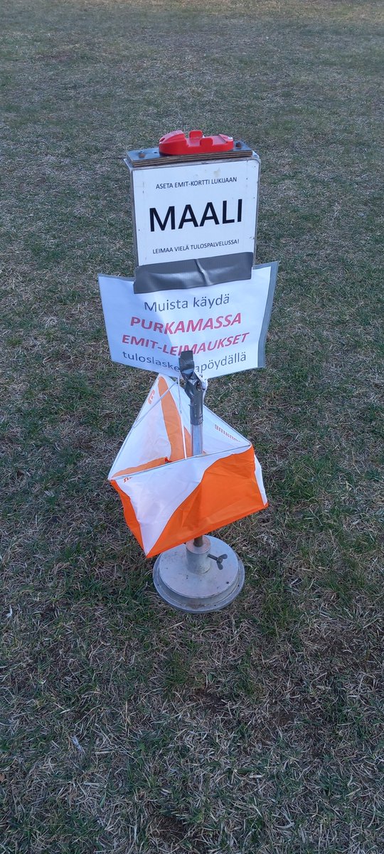ilemalmi's tweet photo. Kenttäkelpoisuutta testattiin eilen Paloheinässä menestyksekkäästi HS:n iltarasteilla 🧭

Toukokuun loppuun asti ehtii ilmoittautua 11.6. Espoon Olarissa järjestettävään vastaavaan tapahtumaan 👍

@MPKoulutus 
@hsorienteering 
#suunnistus https://t.co/DzwBcPP2rR