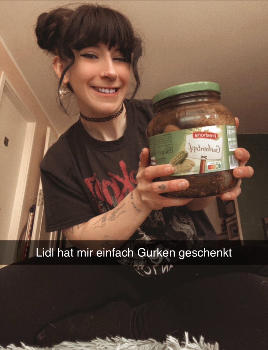 Brezelschwester 🌻 EDtwt/Gymbro 🍂-56Kilos/-123lbs tweet media