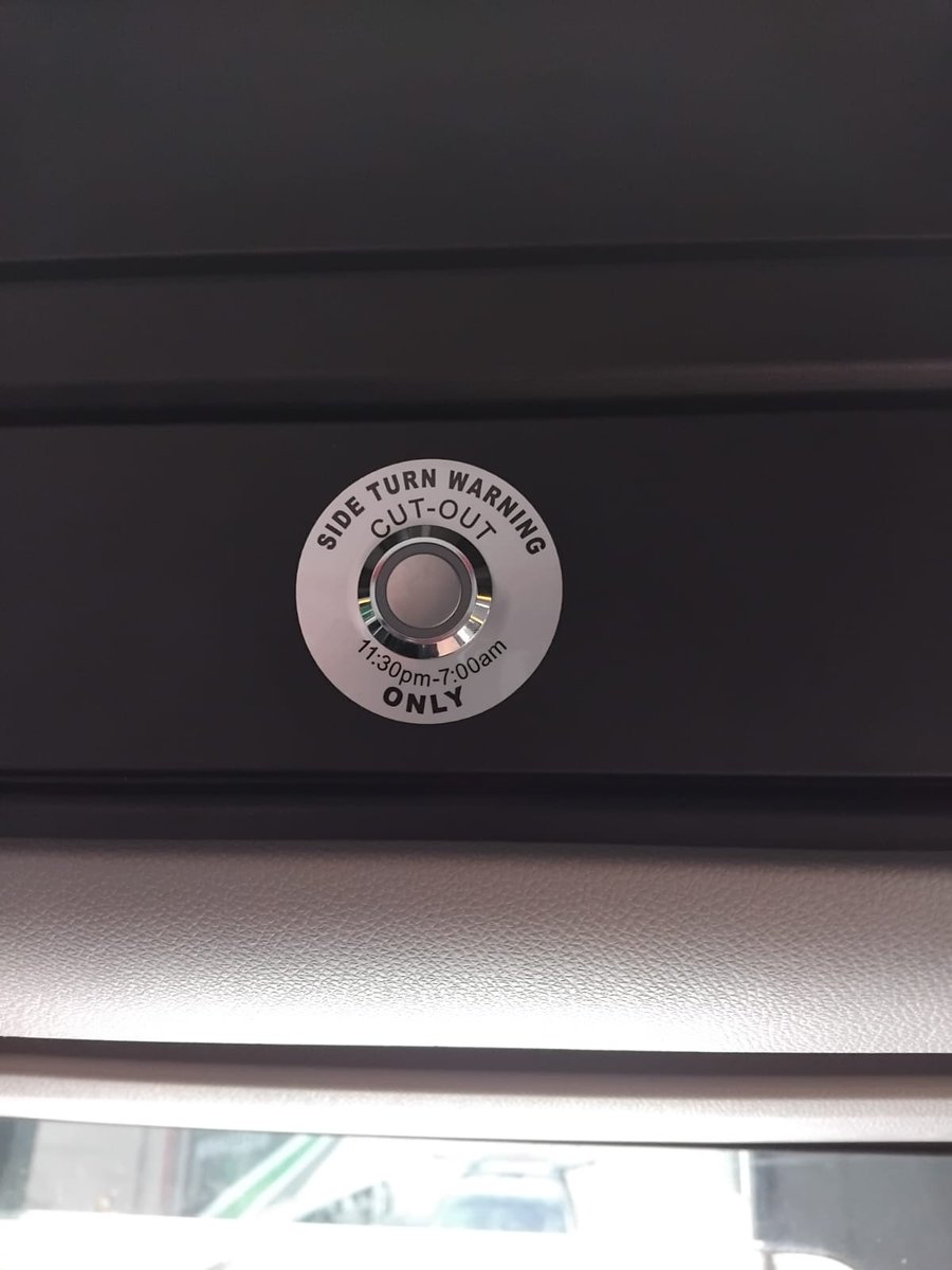 AdvanceVehicles's tweet image. Isolation switches in large vehicles are crucial to ensuring minimal disruption during quiet hours and sensitive areas.
#isolationswitch #isolation #overnight #overnightshift #fleetmanagement #fleetmanager #quietdrive #quiet #localarea #respectfuldriving #quiethours