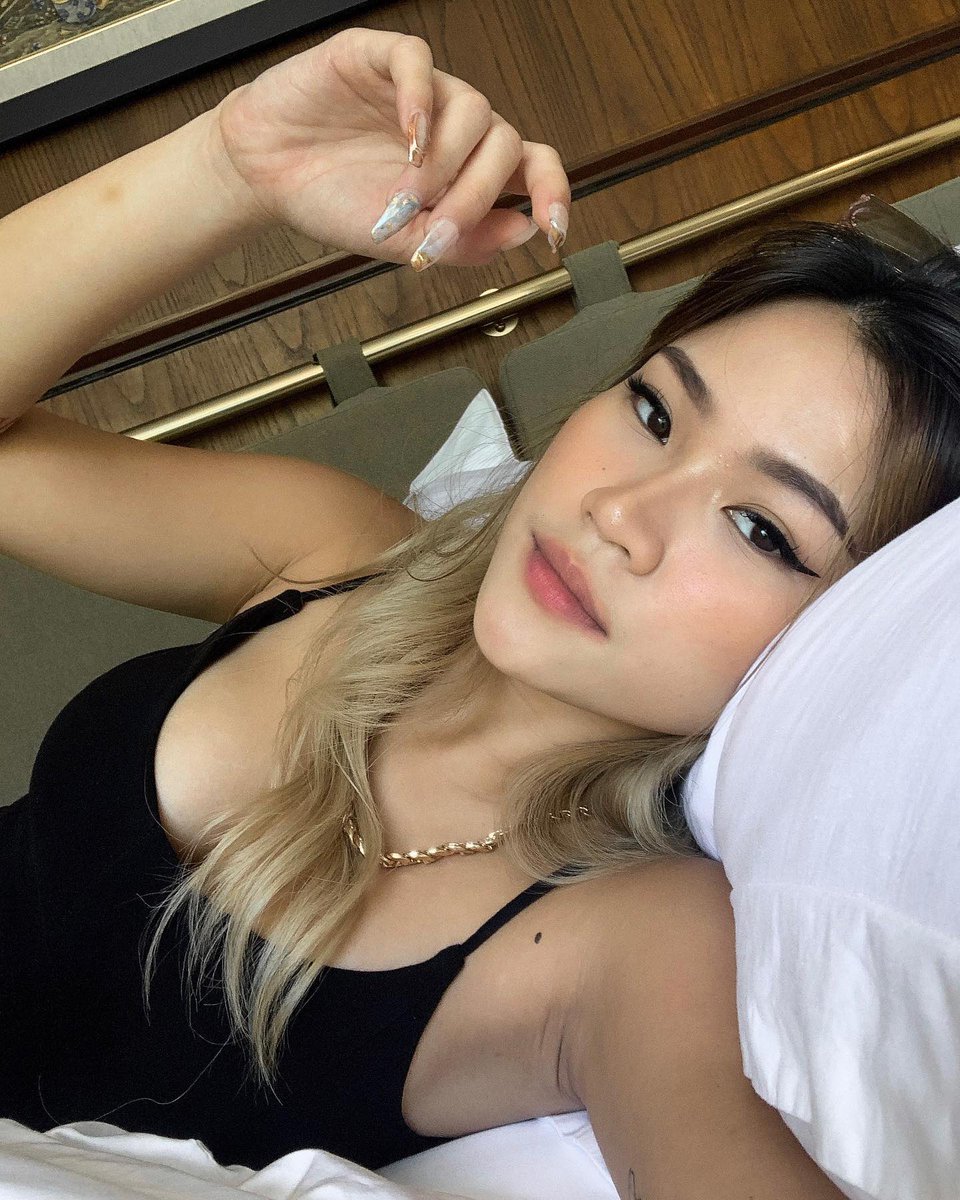bahannantiaja's tweet photo. jadiin bahan aja 🥵🥵 https://t.co/PGoLlMCCo1