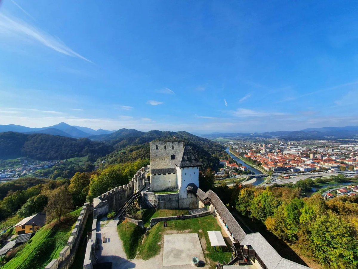 RJonTourUK's tweet image. Slovenia is a beautiful country with many options for places to visit, from pretty cities to lakes, rivers and mountains. Find out where we enjoyed on my #travelblog.

rjontour.com/slovenia/ #TravelTuesday #slovenia