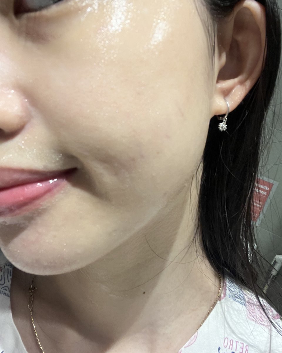For western skincare, Cetaphil tetap jadi juara facewash terbaik