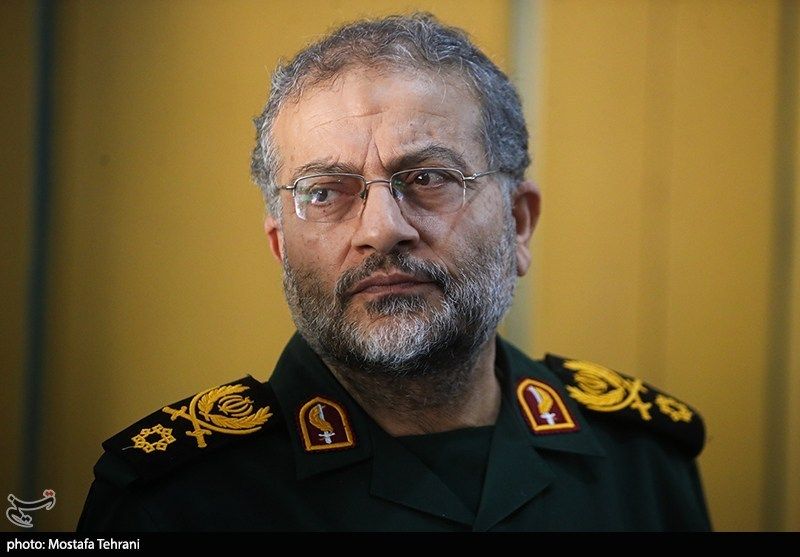 یادم میاد وقتی گفتن فرمانده بسیج مستضعفین آقای غلامرضا سلیمانی هم شهید شد قلبم به تپش افتاد درست مثل شهادت حاج قاسم سلیمانی

#قهرمان_بسیج