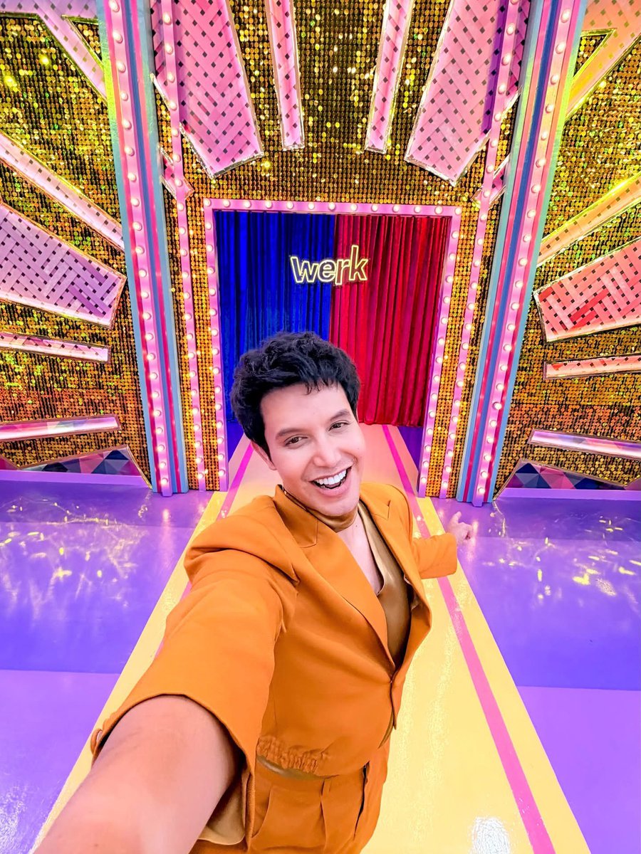 manilabulletin's tweet image. ST4RT YOUR ENGINES! 🏁

LOOK: Drag Race Philippines host Paolo Ballesteros poses in front of the workroom entrance, teasing the upcoming release of Season 4. #DragRacePH

📷: Drag Race Philippines