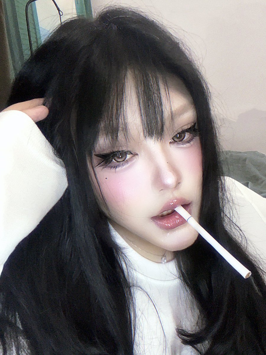 KiTi 凌 tweet media
