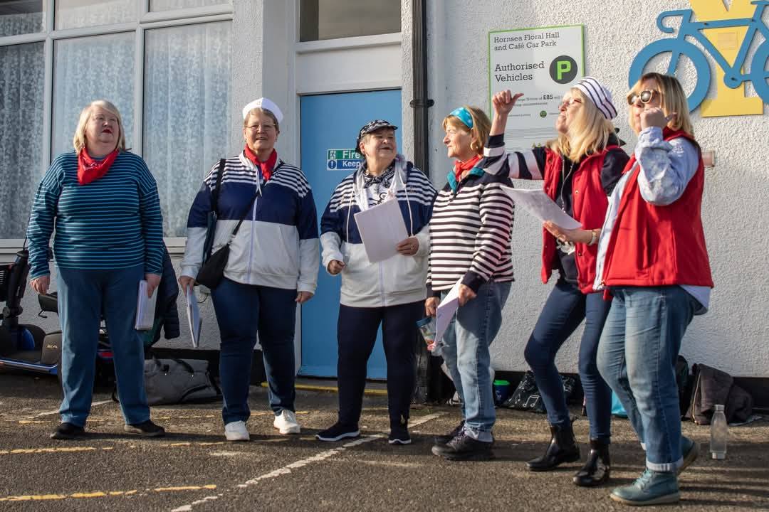 SeaWhitby's tweet photo. HORNSEA SHANTY LASSES at Whitby Maritime &amp; Shanty Fest May 16th-17th.Whitby's Pannett Gallery,Endeavour Inn Sat and &amp; Sun, BIG NIGHT Maritime Concert Sat 7.30pm Tkts on Sale now!,Captain Cook Museum, Sunday. Music is FREE except BIG NIGHT Ticket £7/£8 from https://t.co/5lB5ApDcr7 https://t.co/SddGwdcrJK