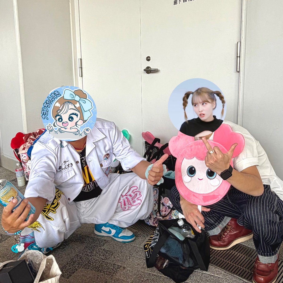 セイ tweet media