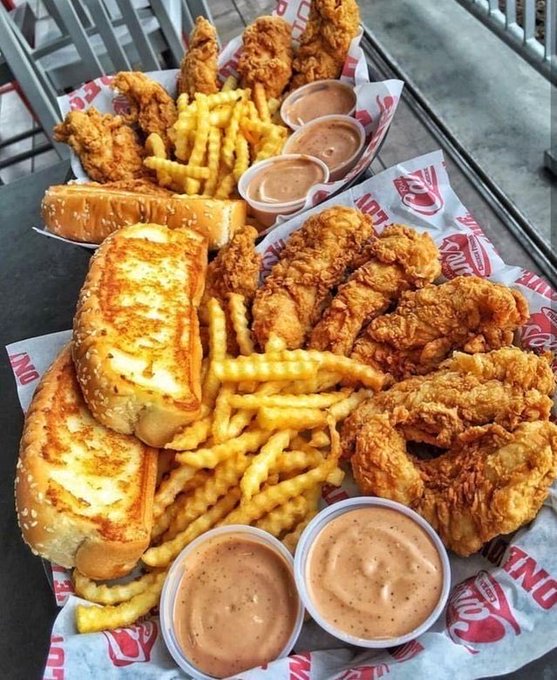 Food Lover tweet media